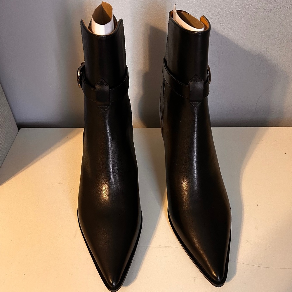 Tendance Point Toe Bootie